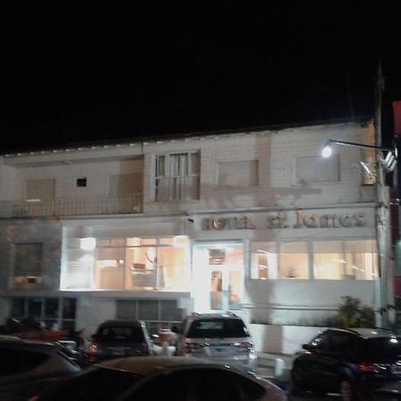 Hotel St. James Пинамар Екстериор снимка