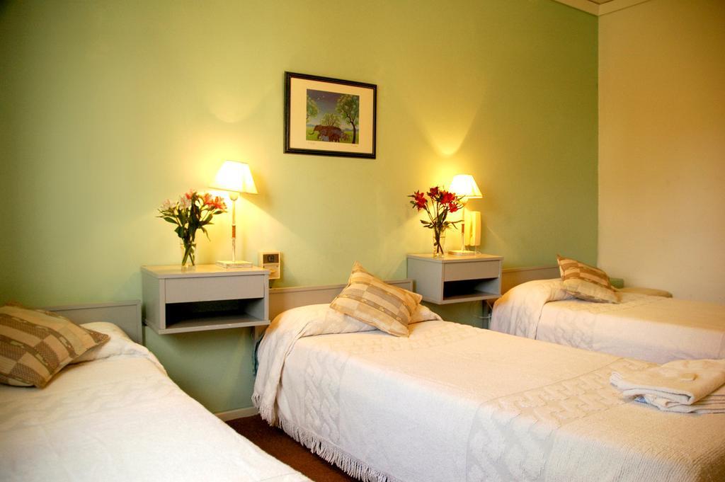 Hotel St. James Пинамар Екстериор снимка